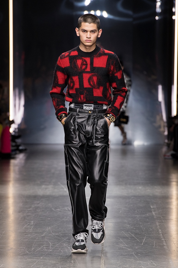 04_Versace-Mens-fw19.jpg