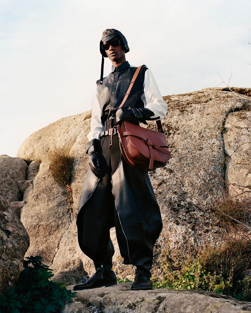 LOEWE-FW19-by-Tyler-Mitchell_fy14.jpg
