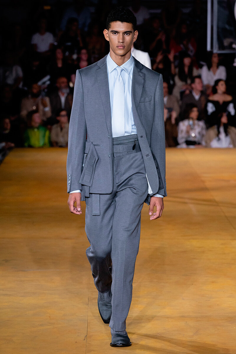 Burberry_ss20_fy6.jpg