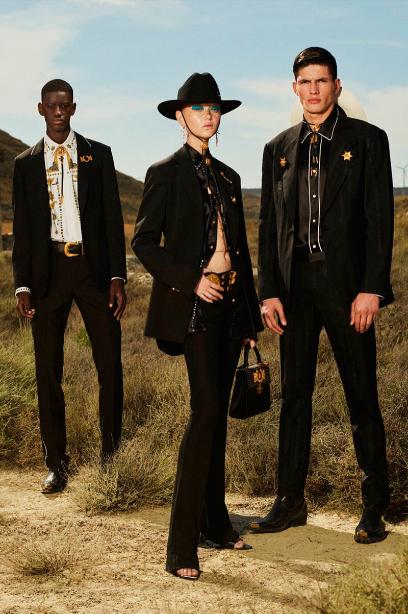 Versace-Cruise-2020-Campaign_fy22.jpg