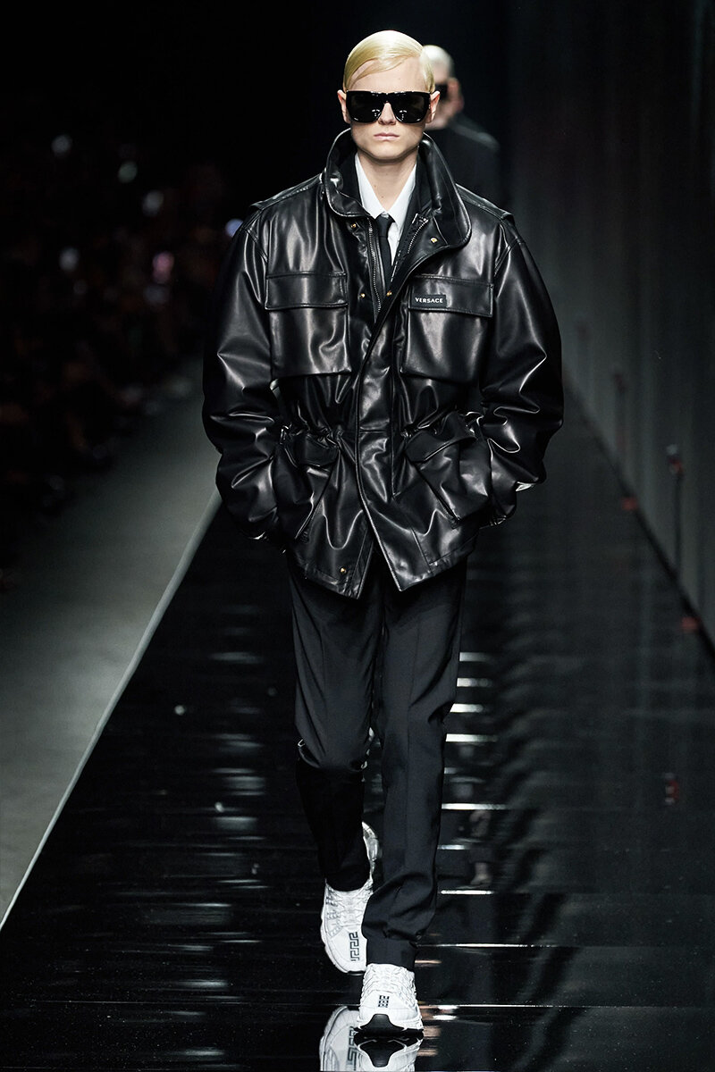 versace_fw20_fy3.jpg