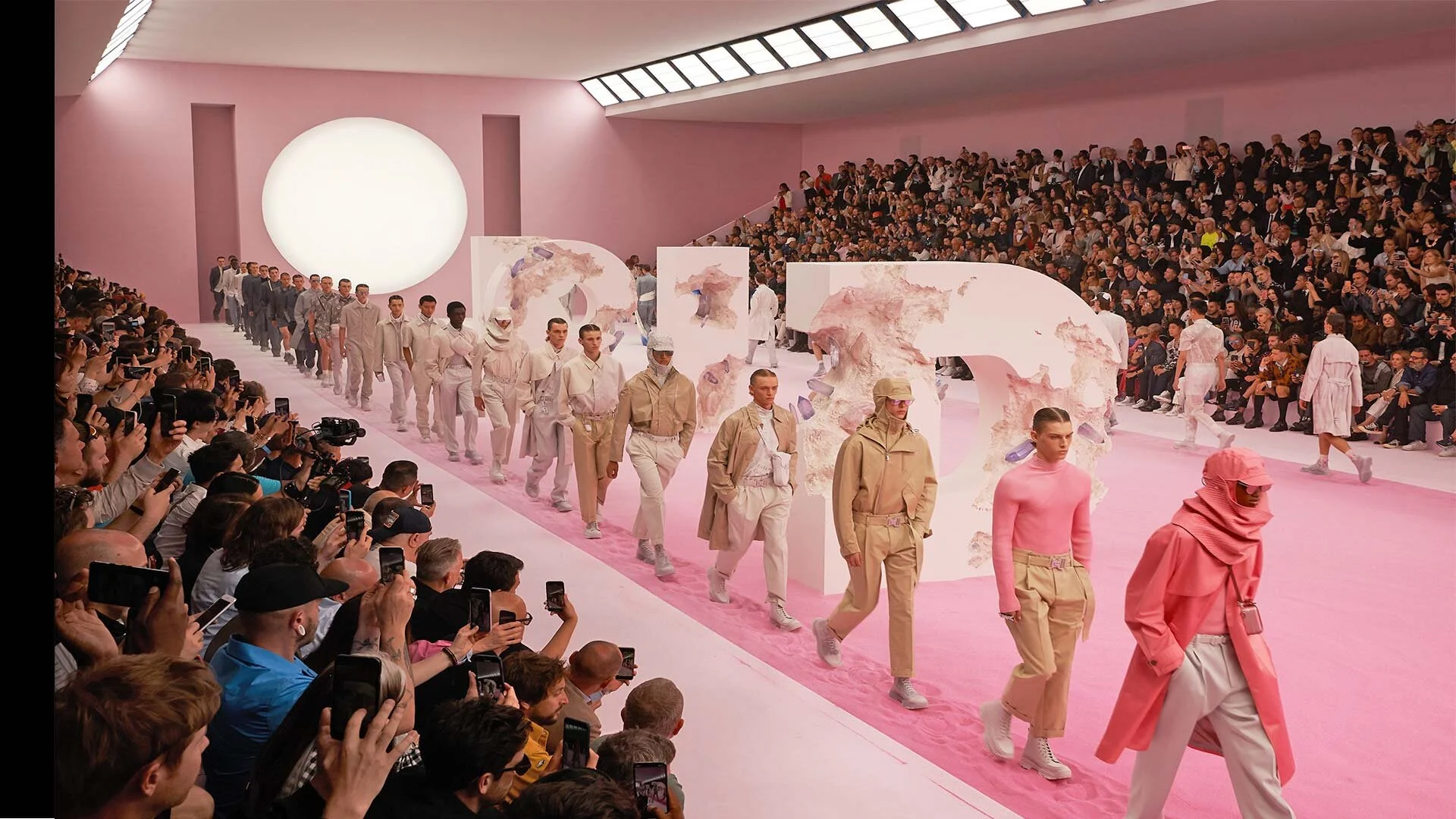 DIOR Men SS20 show