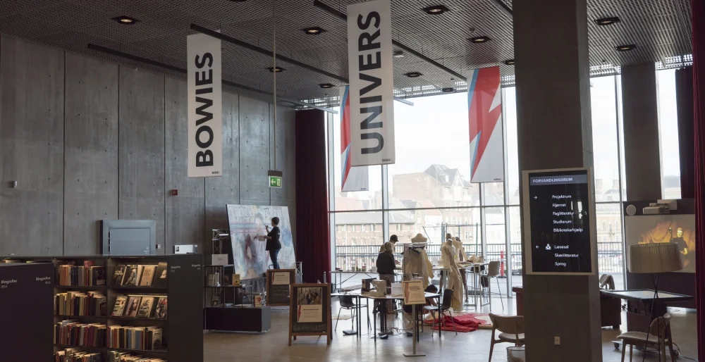 Bowies Univers: en udstilling på Dokk1