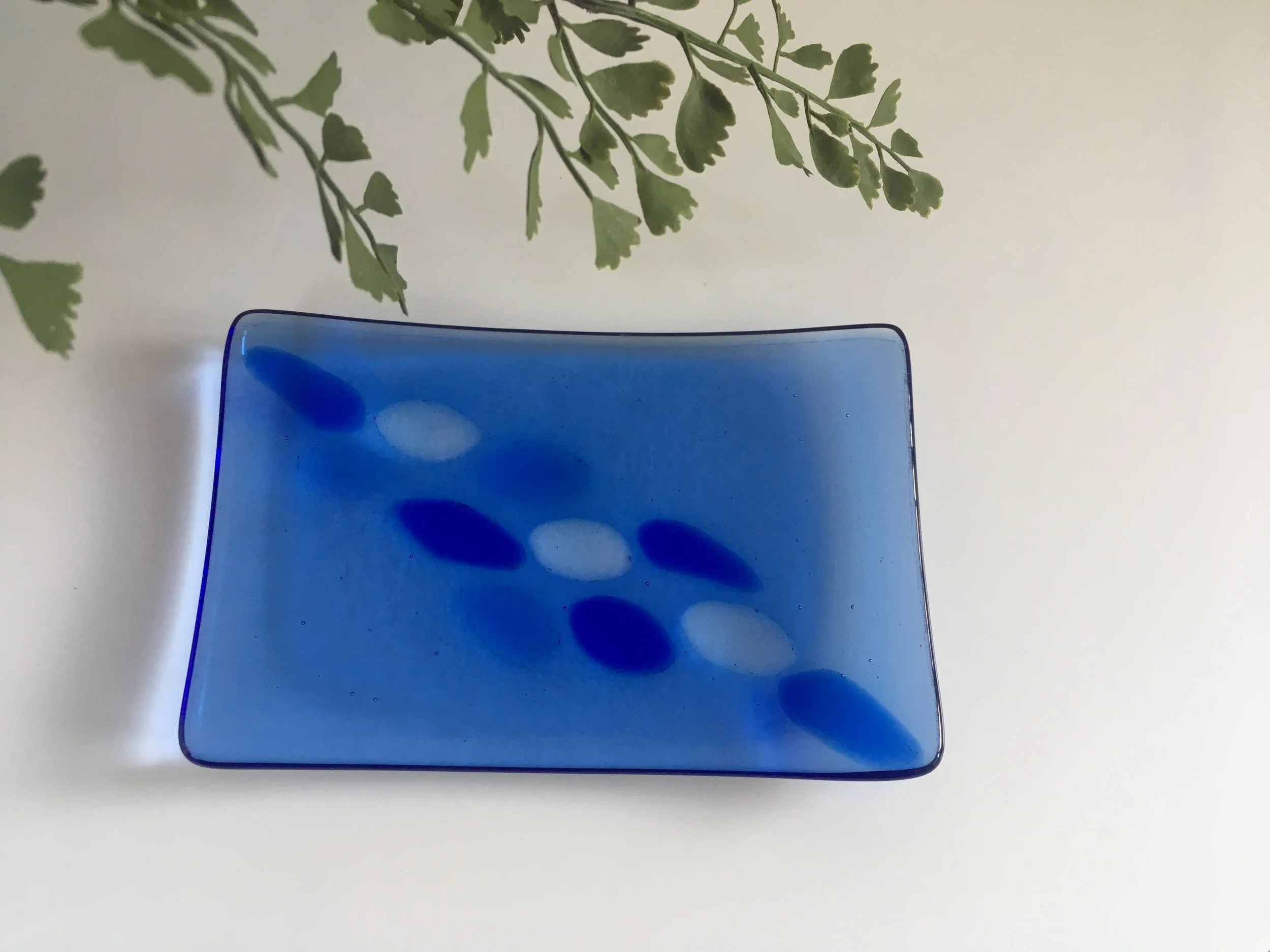 Shallow dish in shades of blue