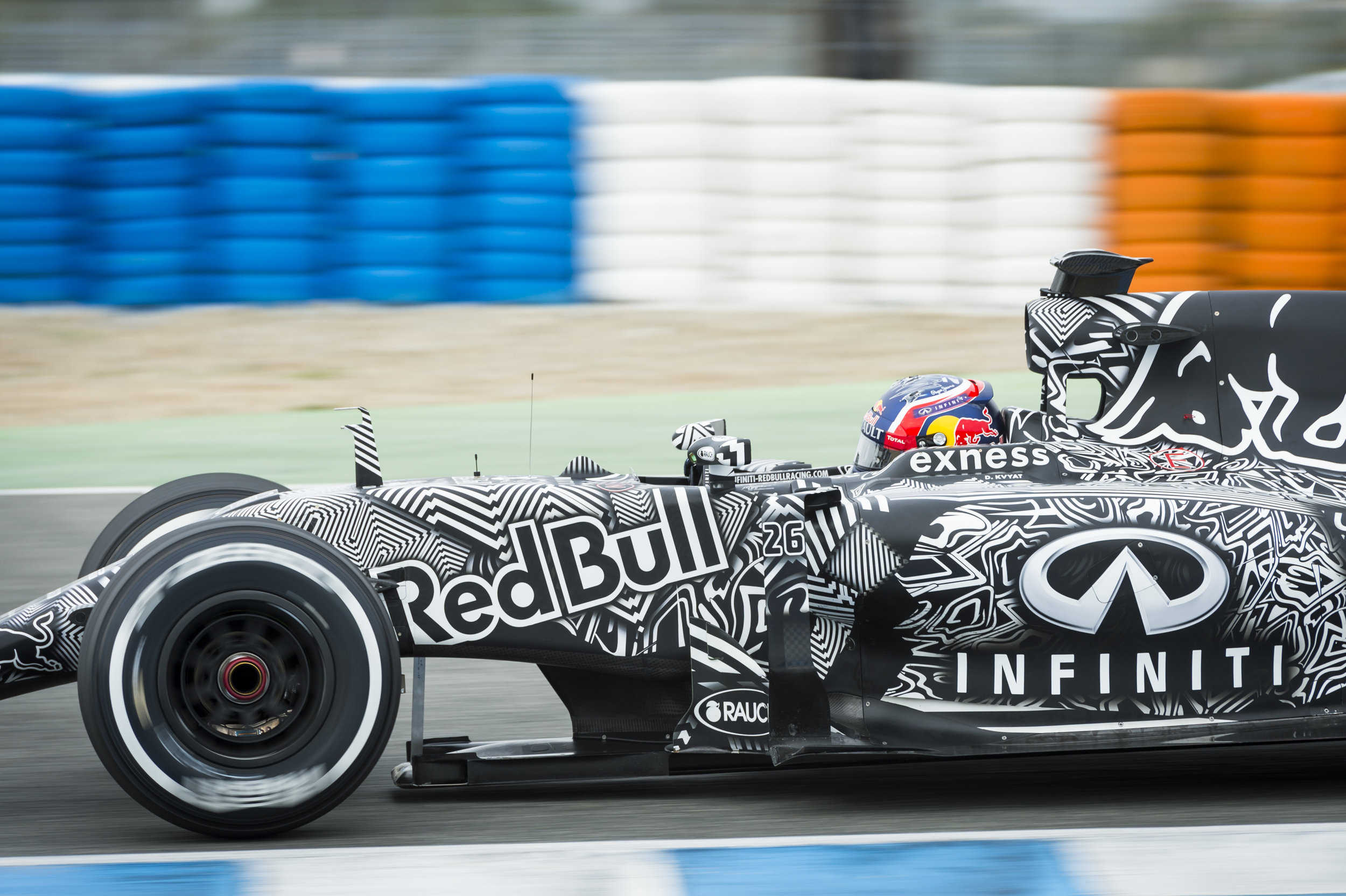 Daniil Kvyat Jerez 2015 (3 of 4).jpg