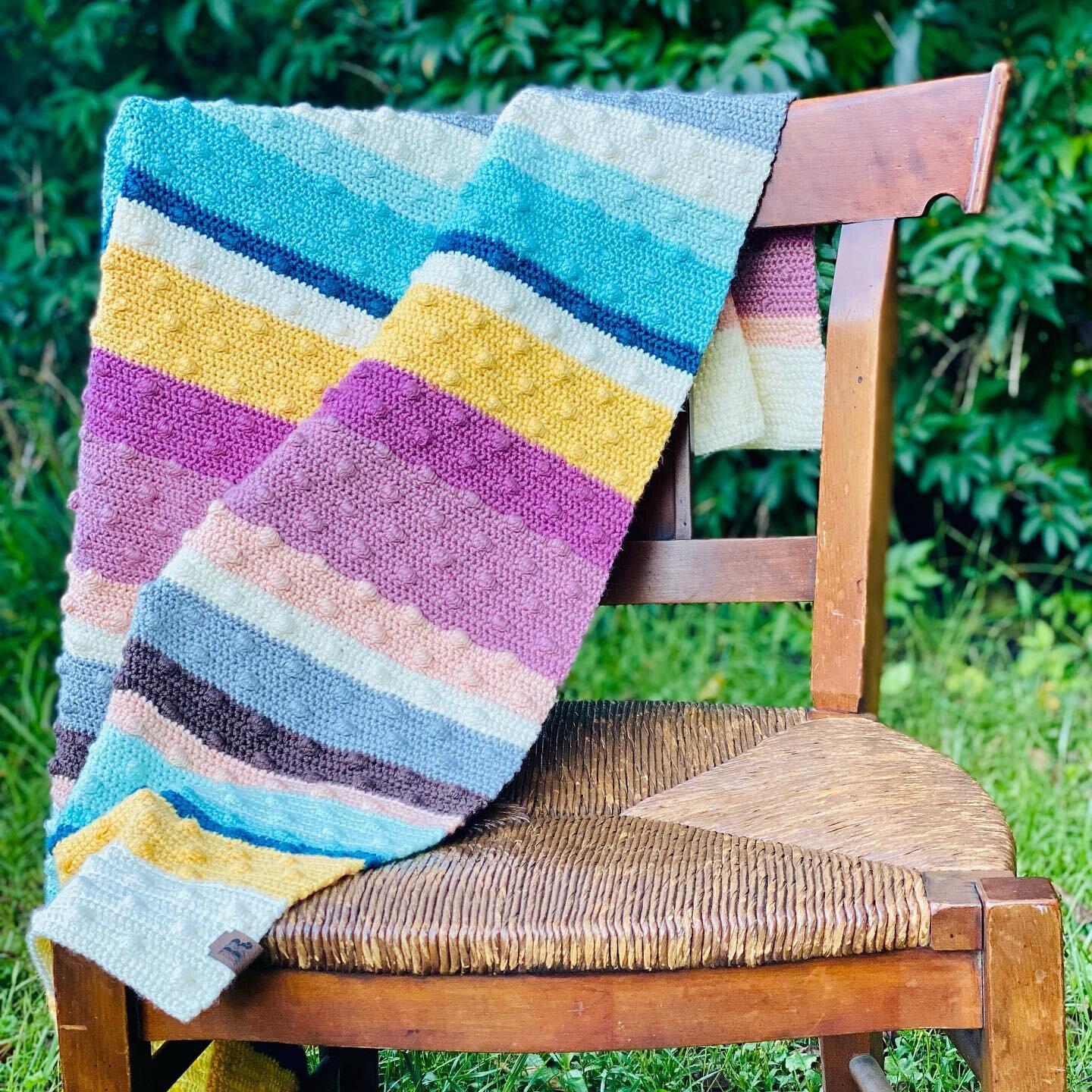 Over the summer, my mother-in-law taught me how to #crochet. I created this @wild.little.acorn #jaylablanket for a dear friends baby shower. #yarnspirations #simplysoftyarn