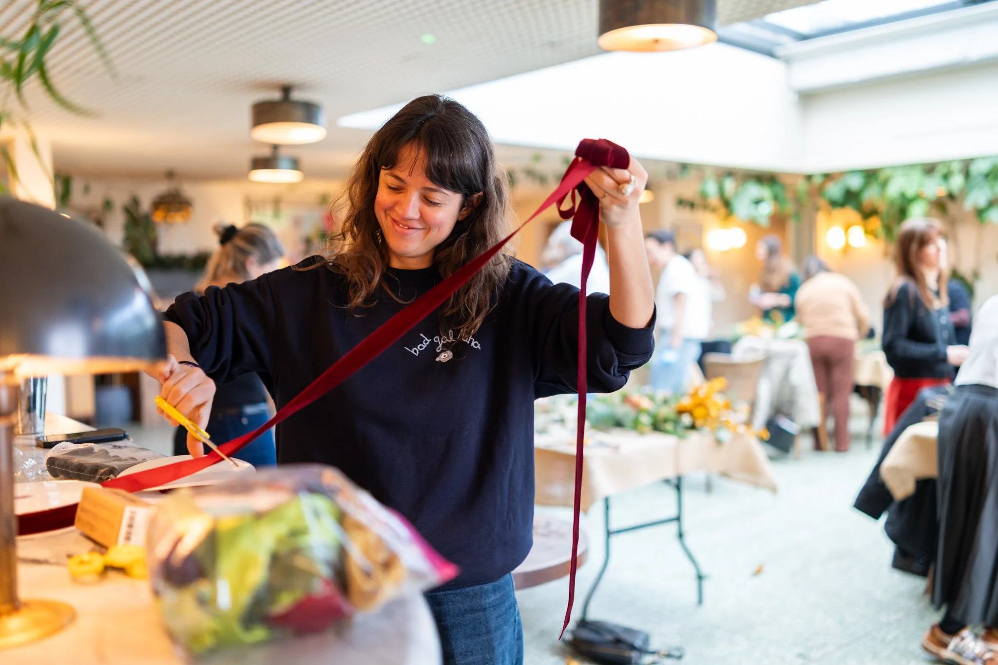 251206_Double Happiness Studio Wreath Making Shoreditch House_Brenna Duncan_BRD6181.jpg