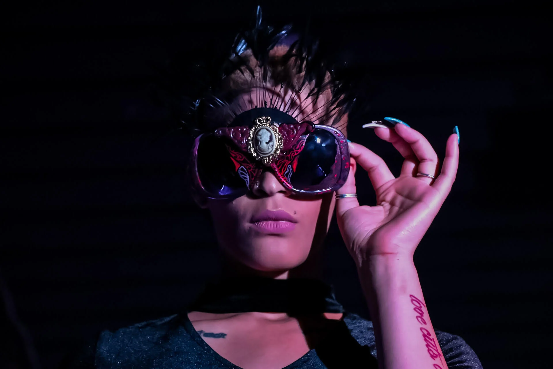 peacock sunnies.jpg