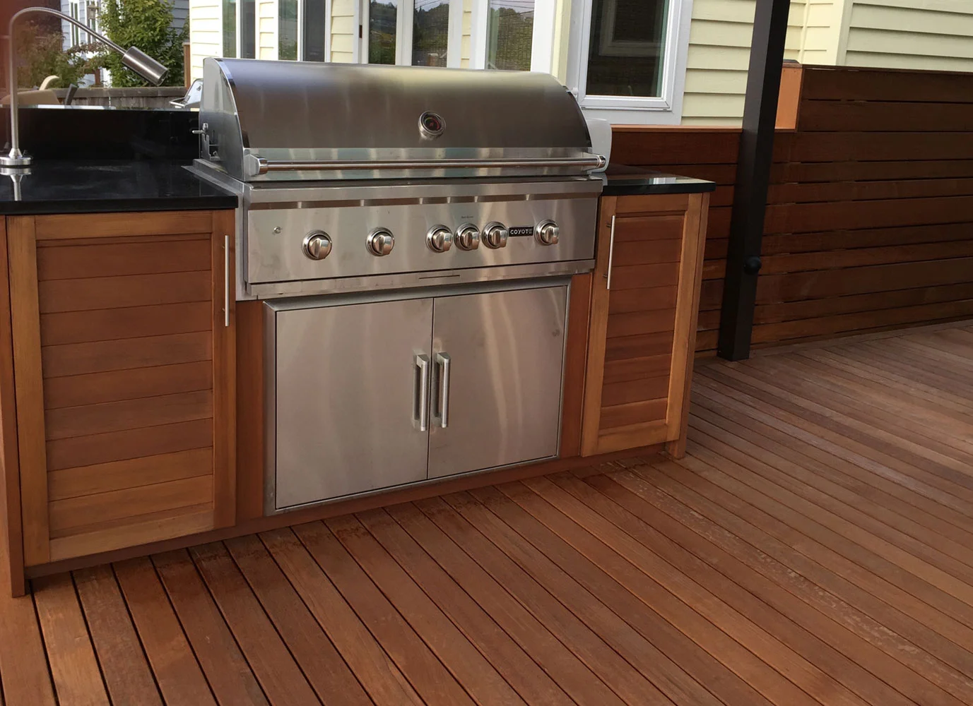 Howard Z Freeman - Outdoor Entertainment Addition - Seattle