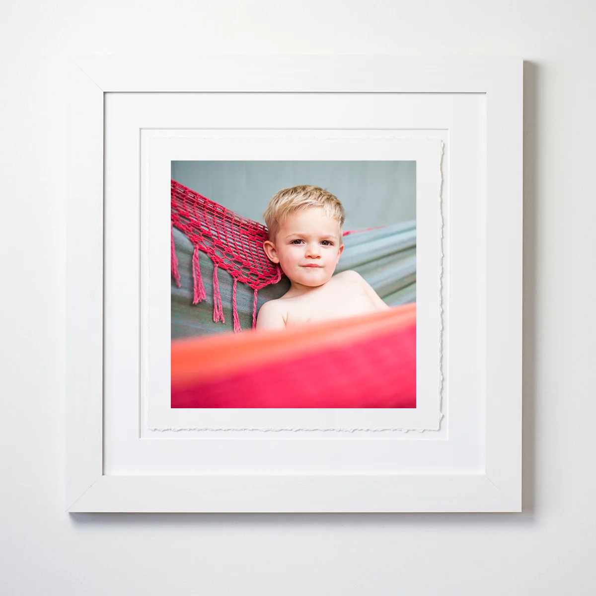 Musea_deckle_white Frame.jpg