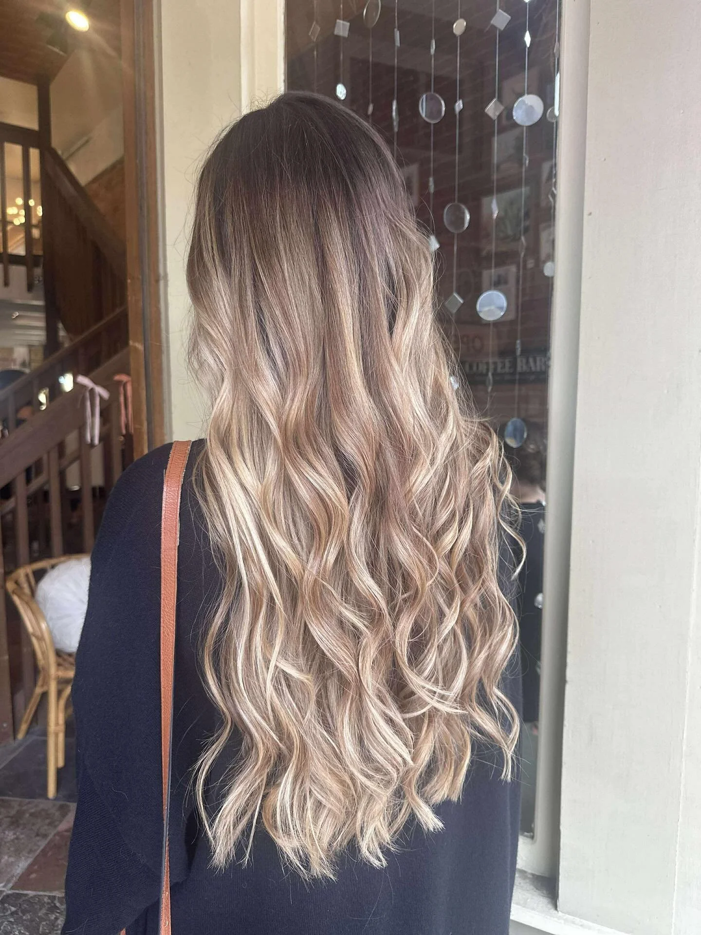 This is some lost princess length 👑✨

Cascading waves, soft dimension, and shine that flows from root to end.

Your fairytale starts in the chair because our stylists know how to turn &ldquo;just a trim&rdquo; into the ultimate transformation. 💫

R