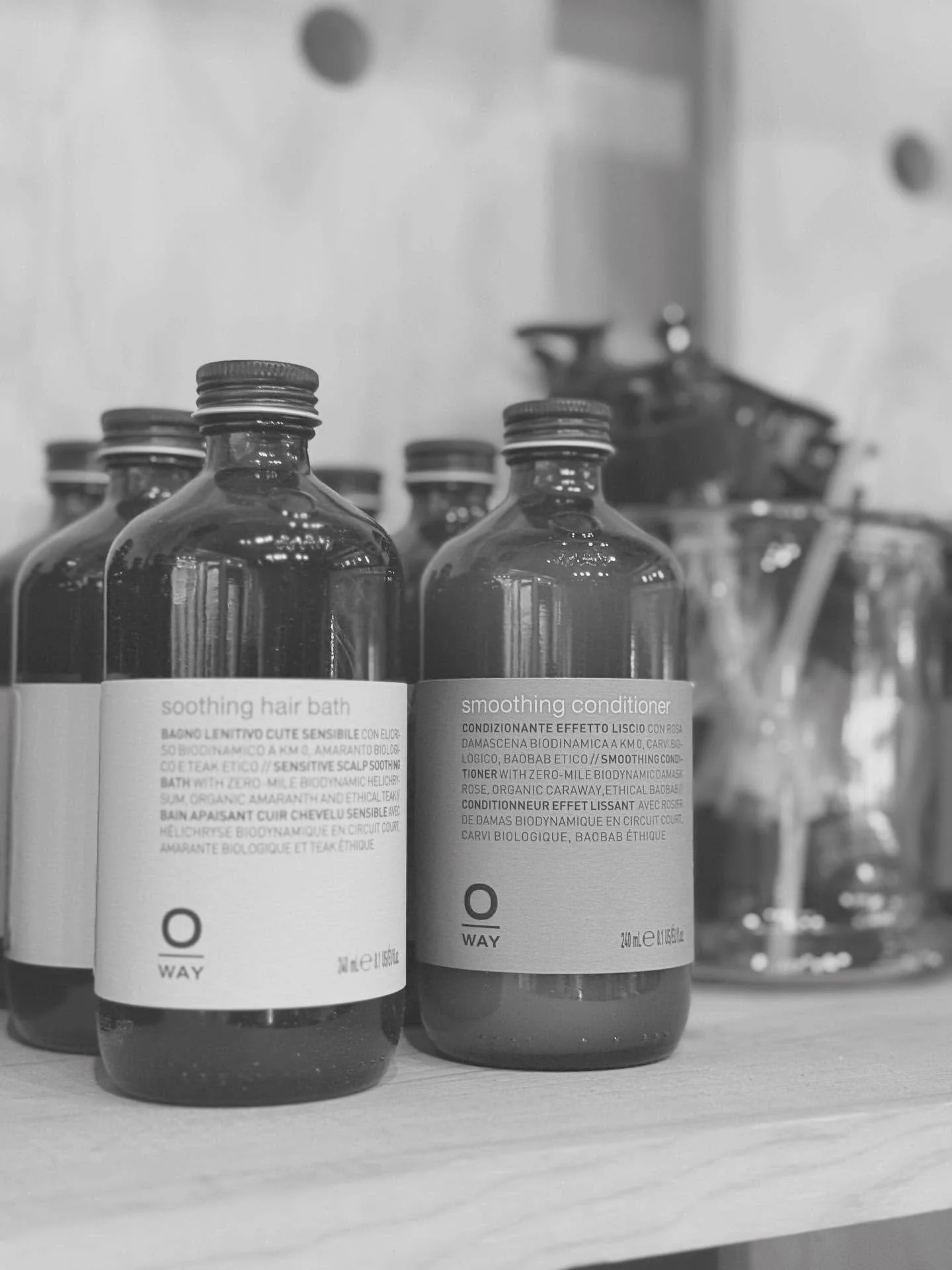 Introducing OWAY 🌱

Organic formulas
Glass &amp; aluminum packaging
Zero plastic

Better for your hair. Better for the planet.

#rootsbeautystudio #fortcollinshairsalon #owayorganics