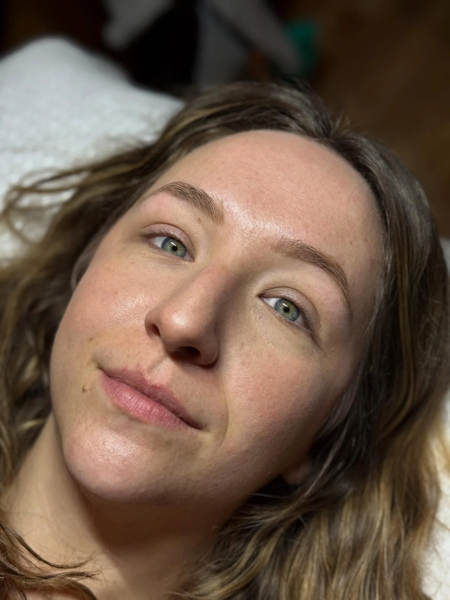 Swipe for lashes ➡️

Custom Hybrid Lash Set for @kenzierae_roots ❣️

Get booked at the link in bio. 😉

#rootsbeautystudio #fortcollinslashartist #fortcollinsesthetician #lashset