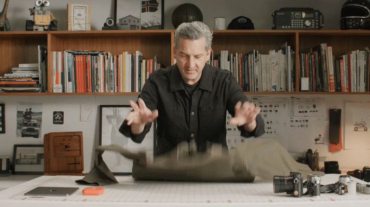 Aether - Leica Jacket_ Product Walkthrough-high.gif