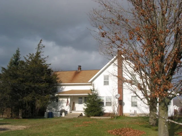 Farmhouse2.jpg