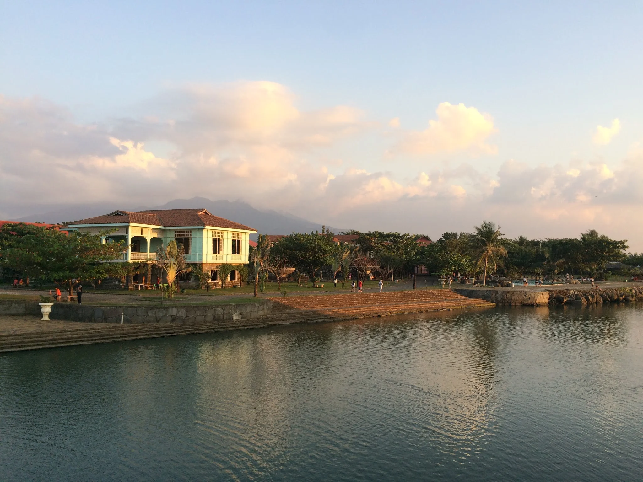 Scenes of Las Casas along the water. Quite the escape, right?