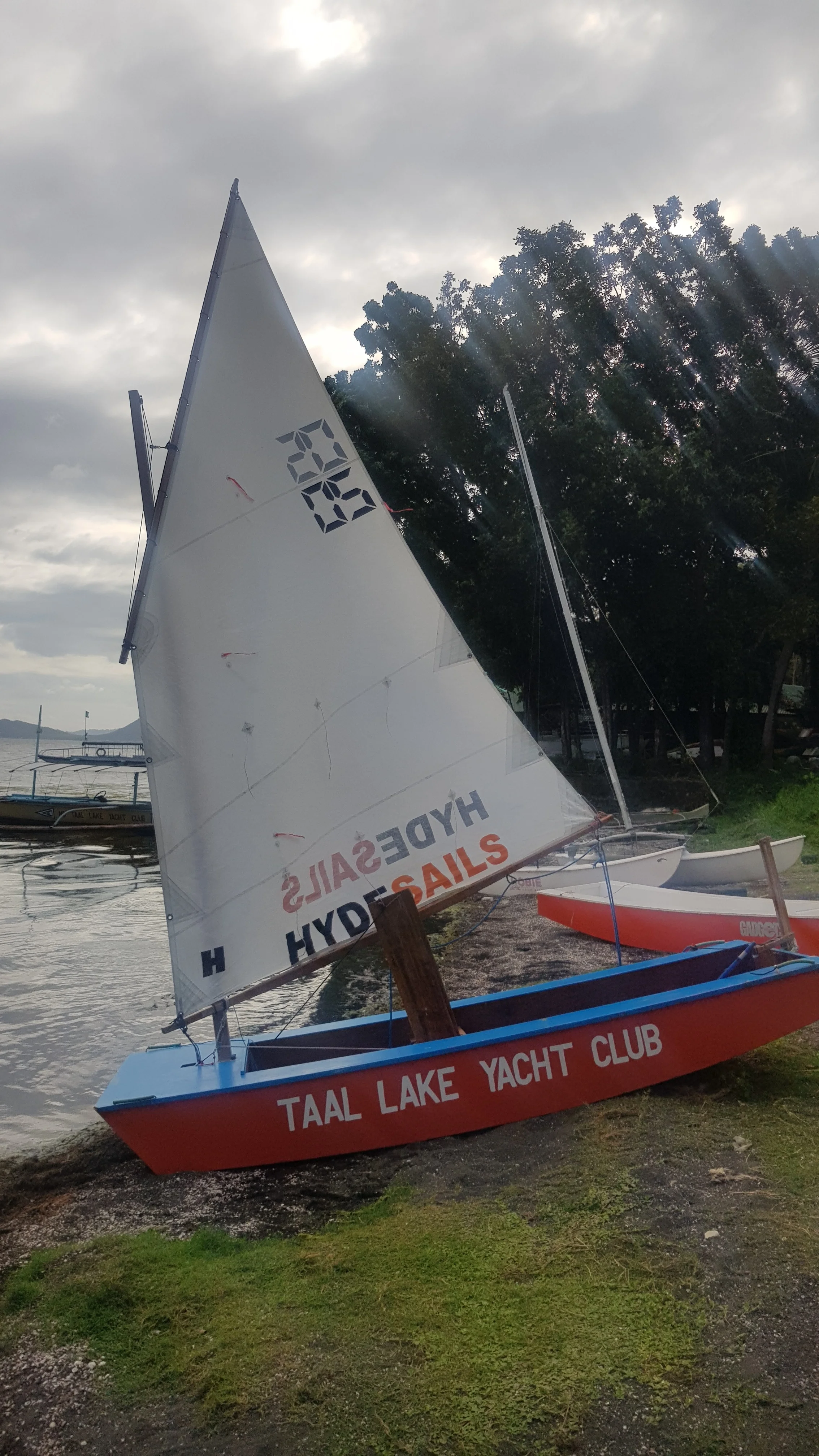 The Goose sailboats for children to learn on
