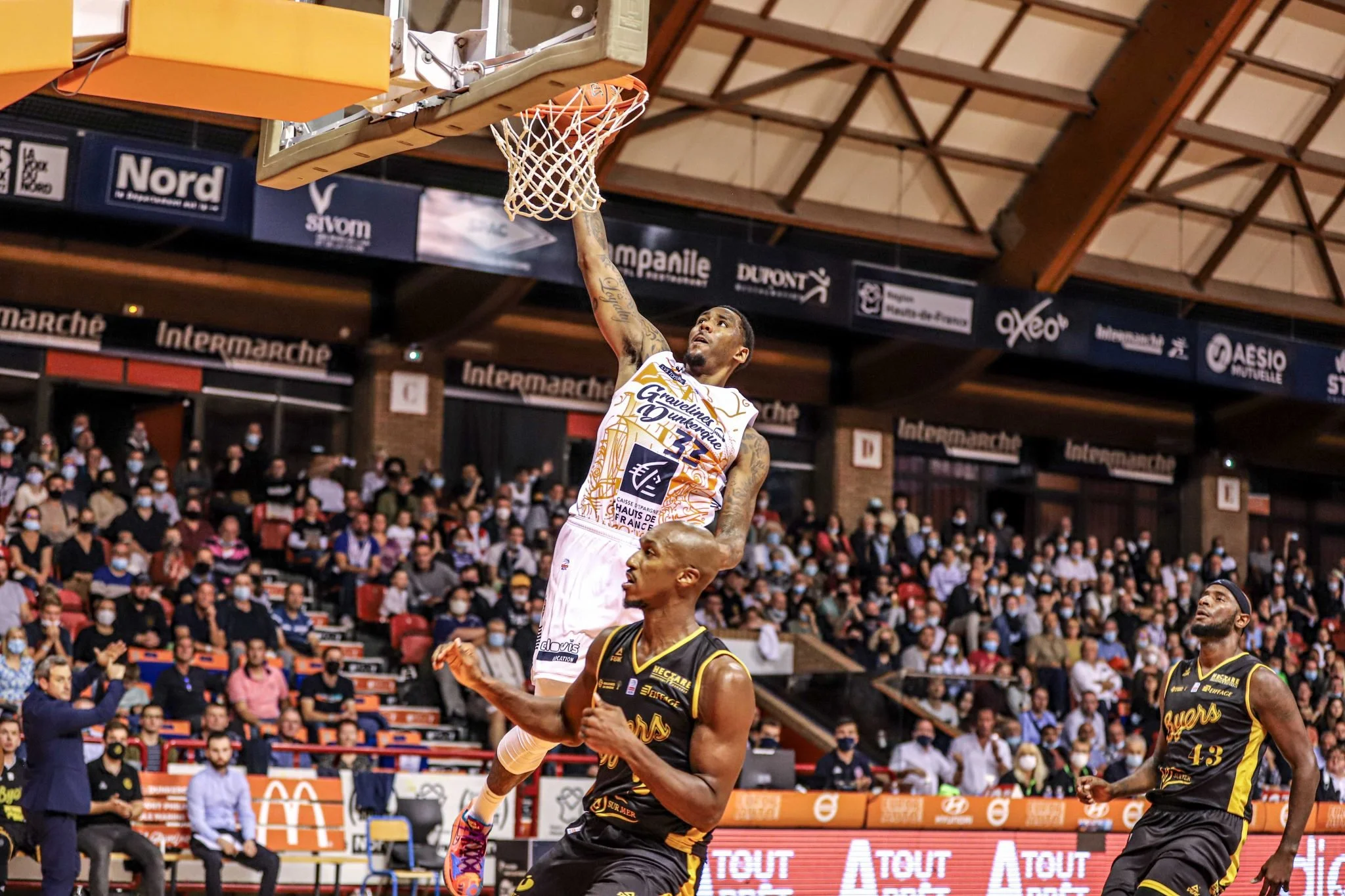 Tyler Stone Signs with Gravelines 