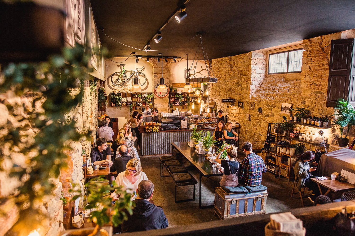 La Fabrica, the cyclists' cafe in Girona