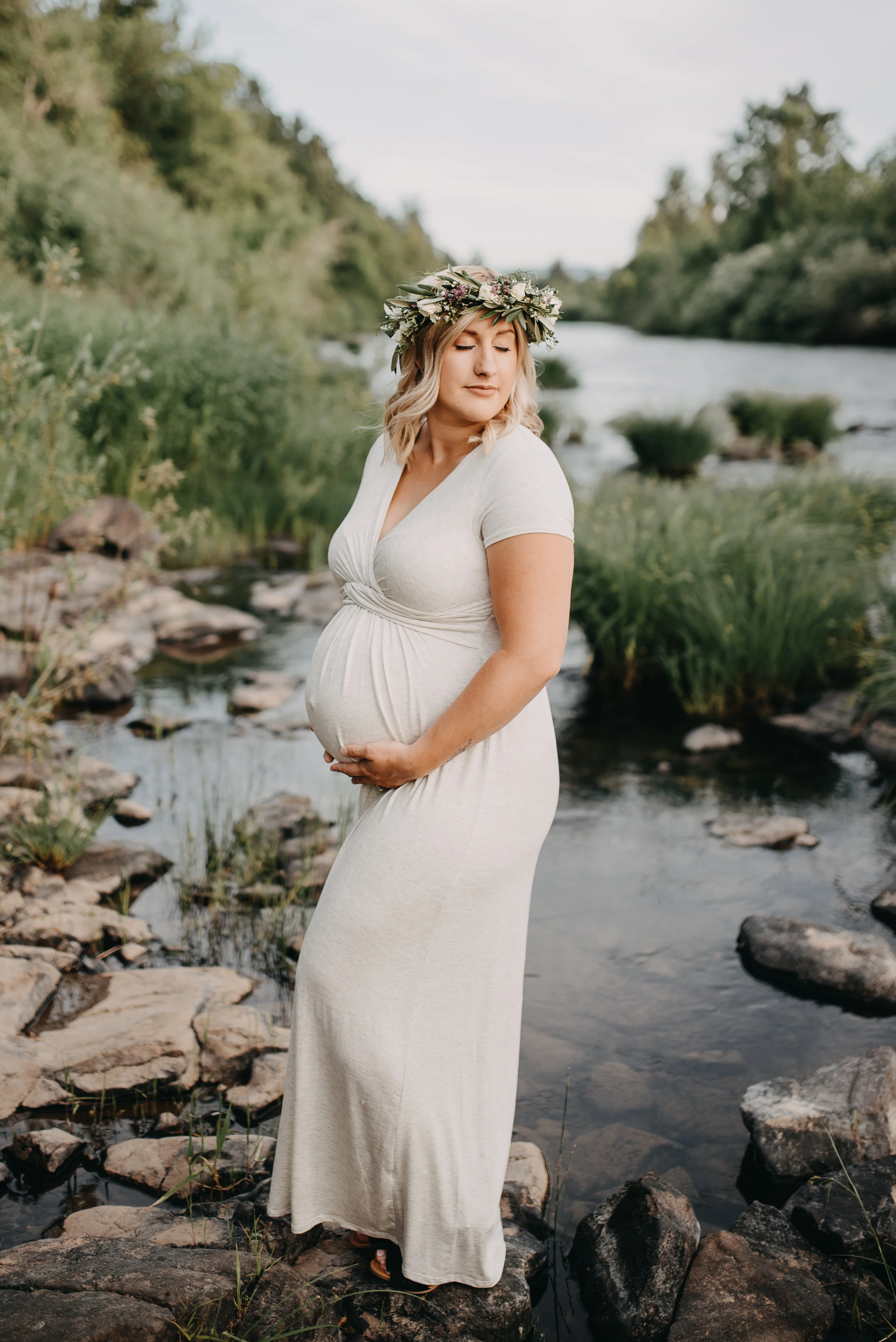Maternity photography Eugene OR-13.jpg
