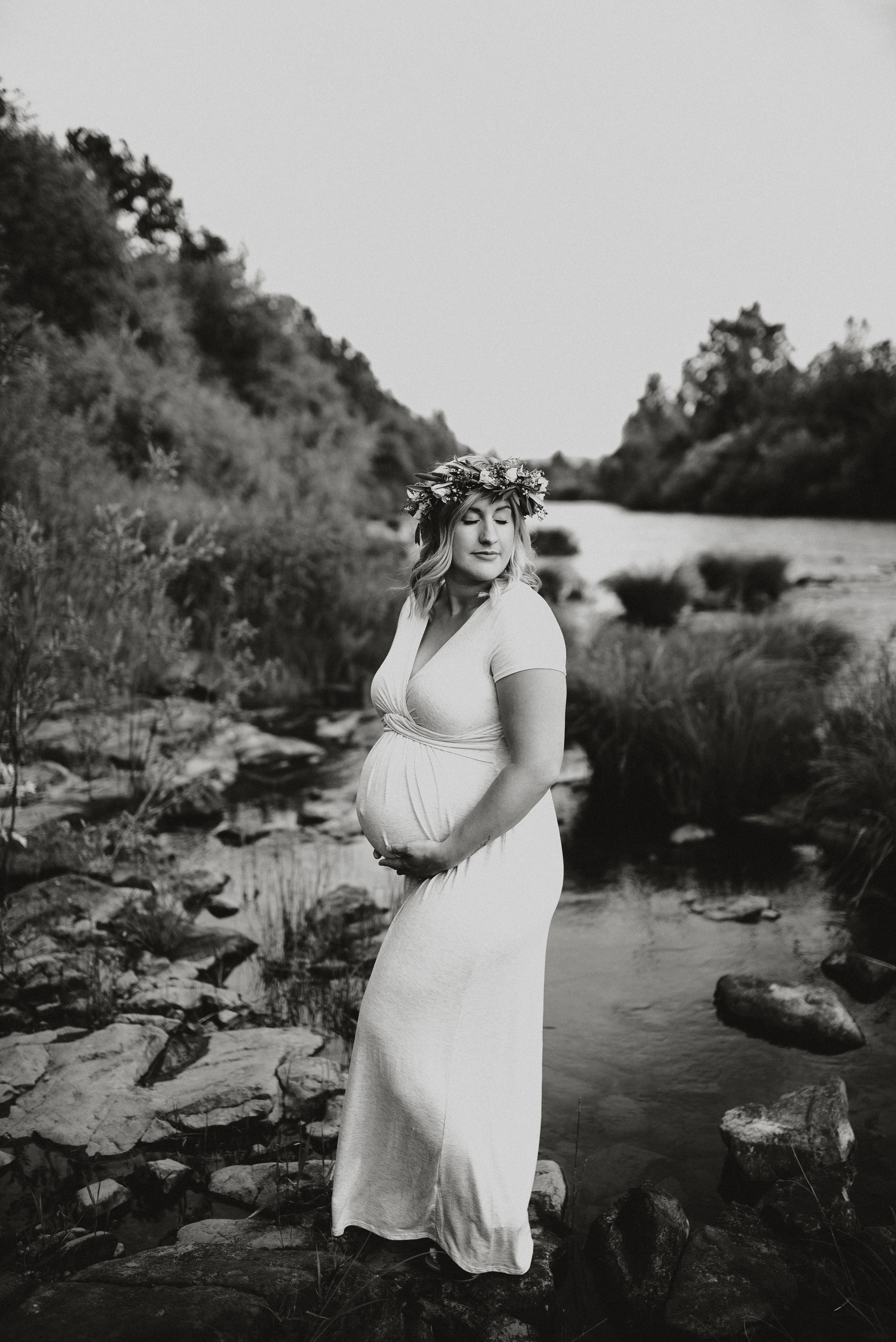 Maternity photography Eugene OR-14.jpg