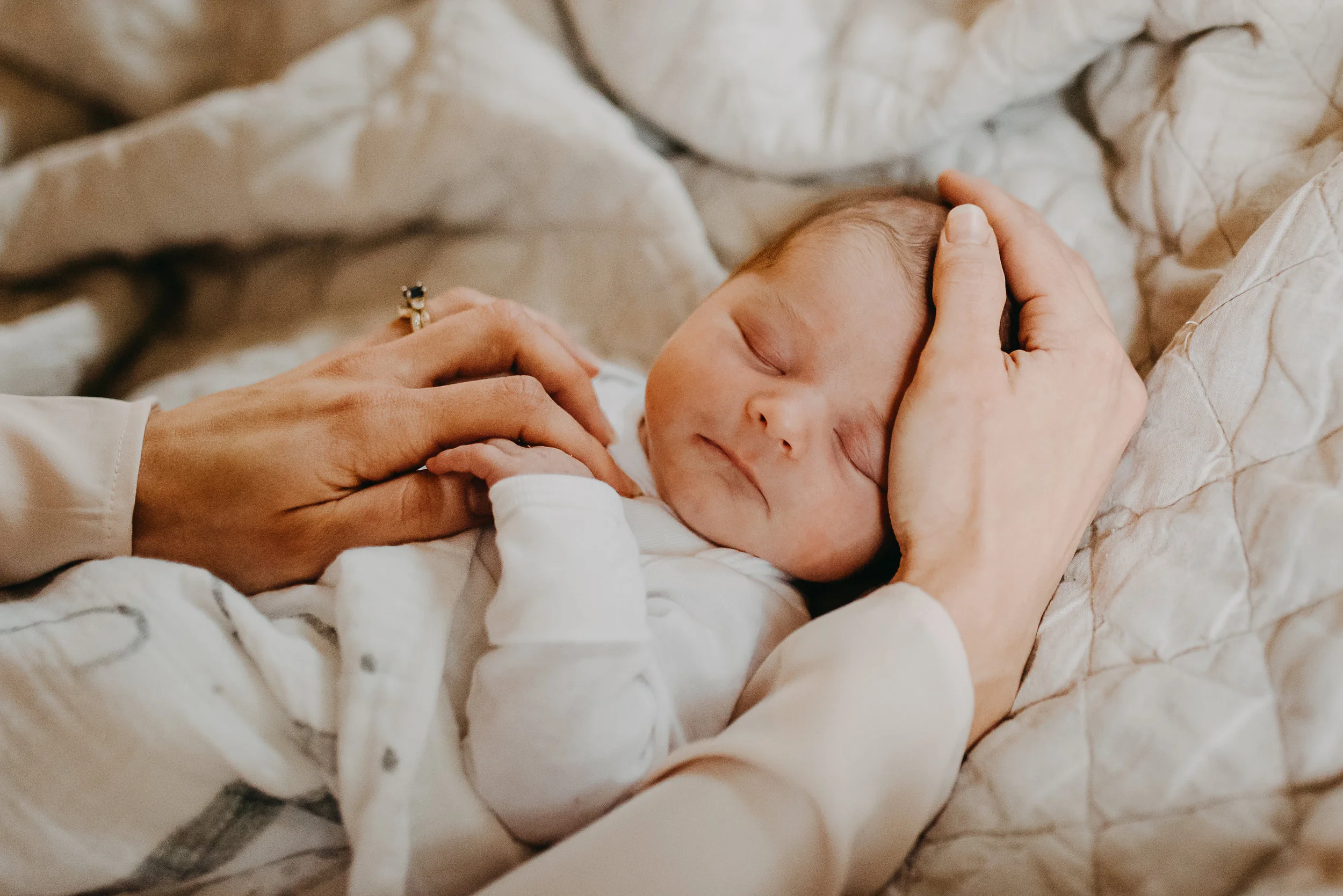 newborn photographers eugene OR-1-12.jpg