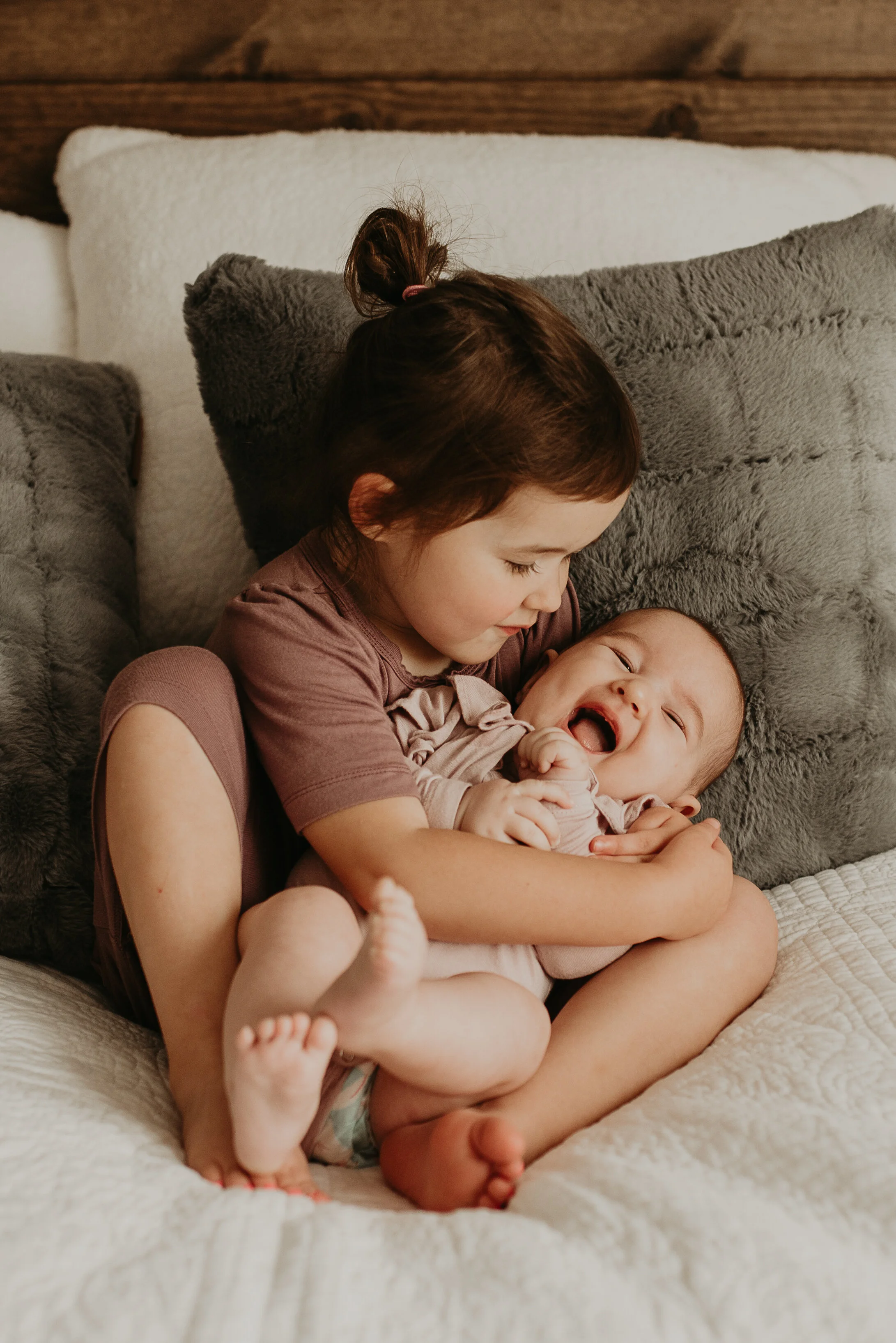 newborn Photgraphers Eugene, OR  -3-2.jpg