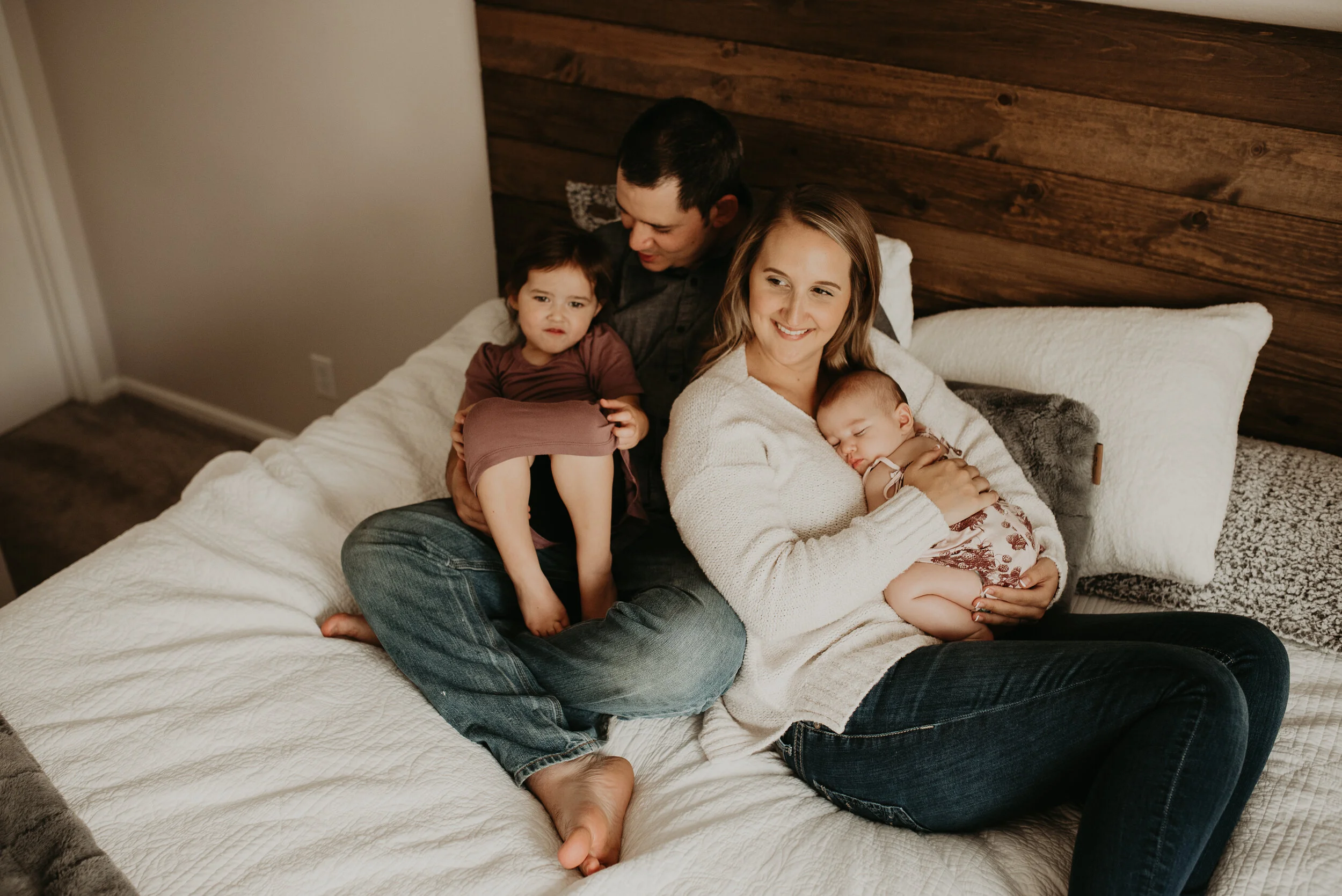 newborn Photgraphers Eugene, OR  -10.jpg