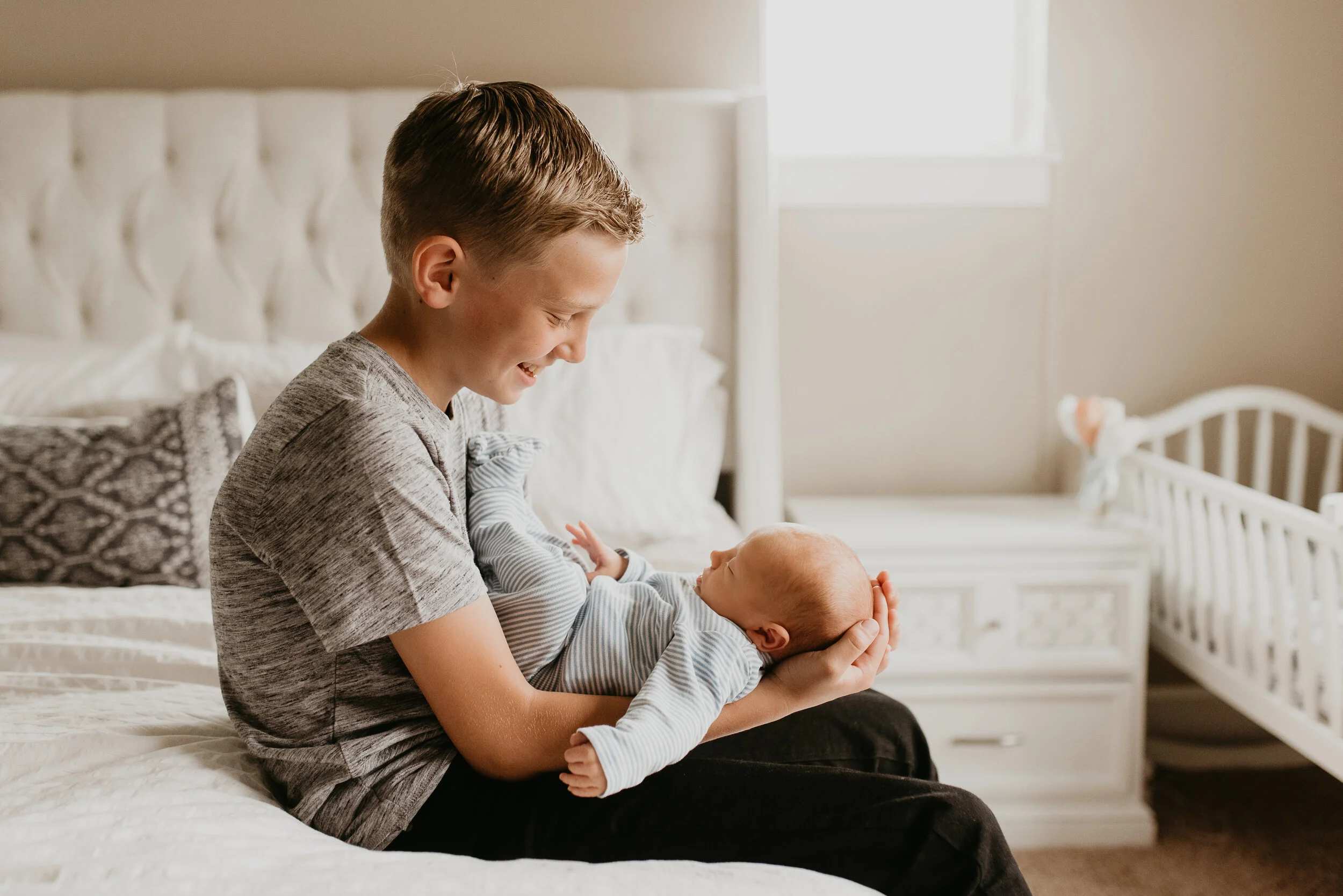 newborn photographers eugene or-37.jpg