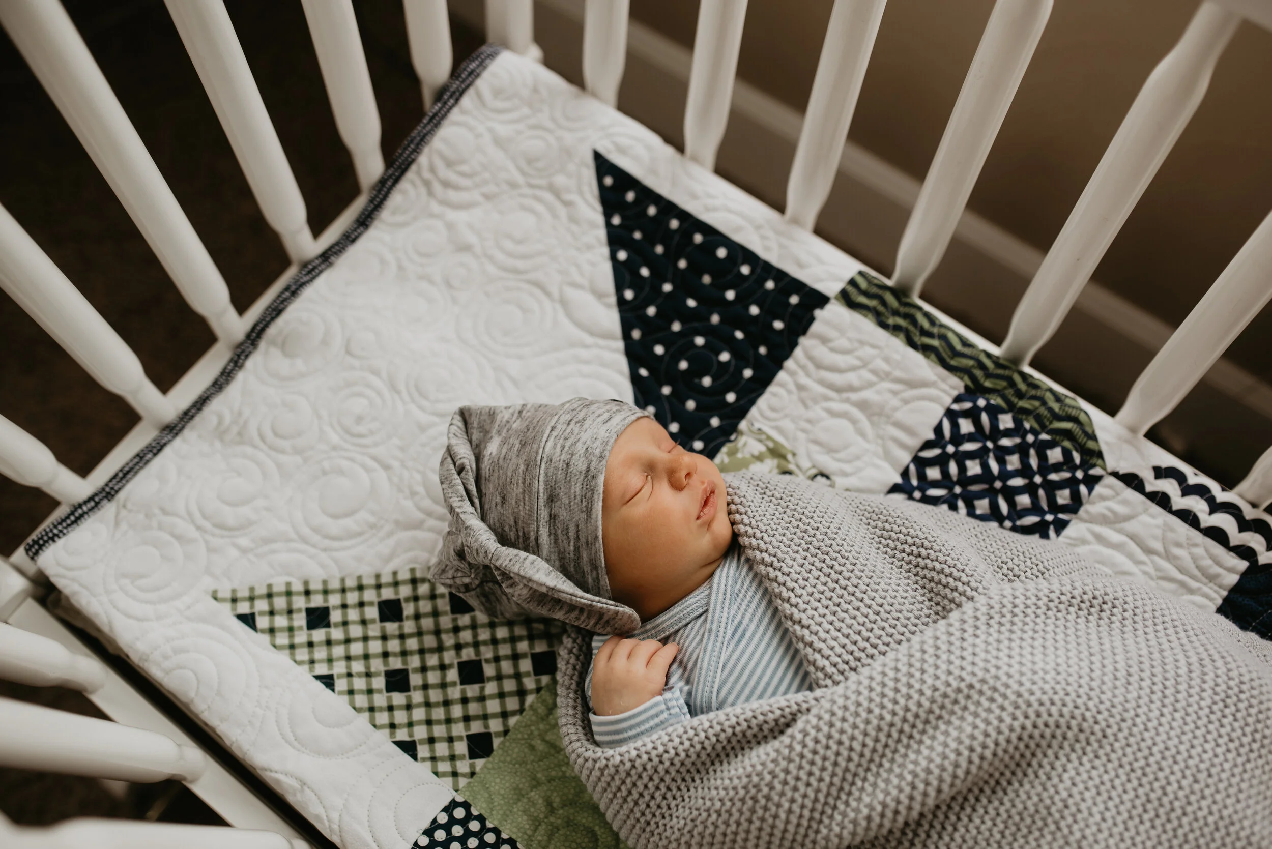 newborn photographers eugene or-75.jpg