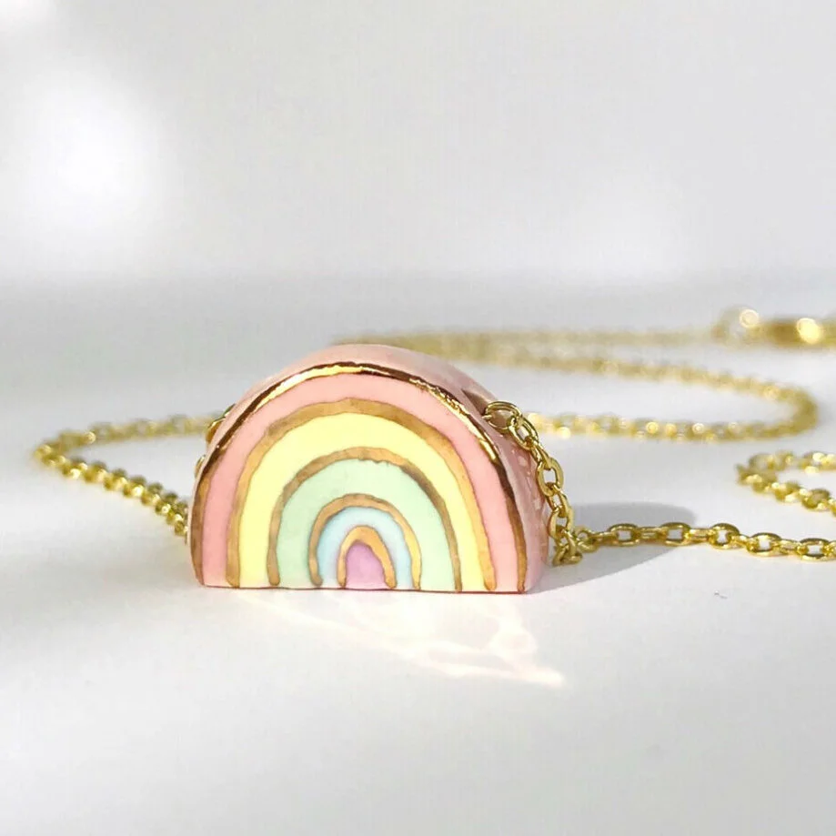 ROBIN LEE_Standard RB facing the sun copy.JPG