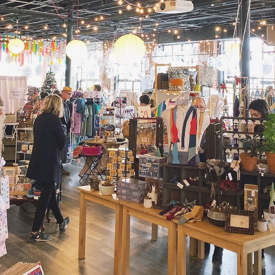We can&rsquo;t wait for all the upcoming holiday fun! We&rsquo;re getting ready for a season of cheer and good tidings throughout Downtown Asheville and can&rsquo;t wait to gather and celebrate with our amazing community✨

Vendors, applications are s