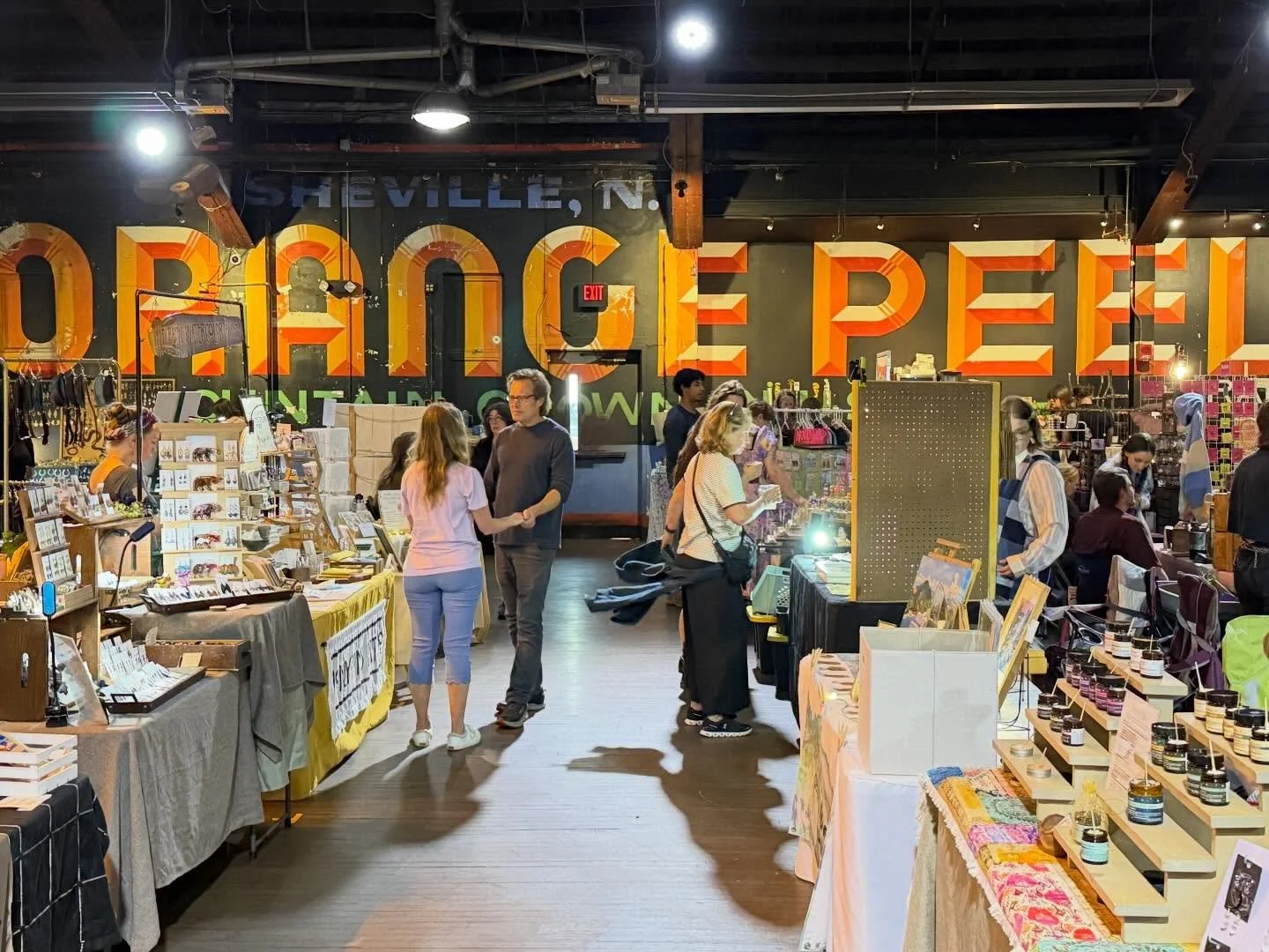 WE&rsquo;RE OPEN! Shop 40+ art, handmade, vintage vendors inside the @the_orange_peel. Don&rsquo;t miss out on all the fun!

🌷 Spring Night Market
📅 TONIGHT! Wednesday, May 6
⏱️ 5-9pm
📍The Orange Peel, Downtown Asheville
⭐FREE TO ATTEND

🛍️40 art