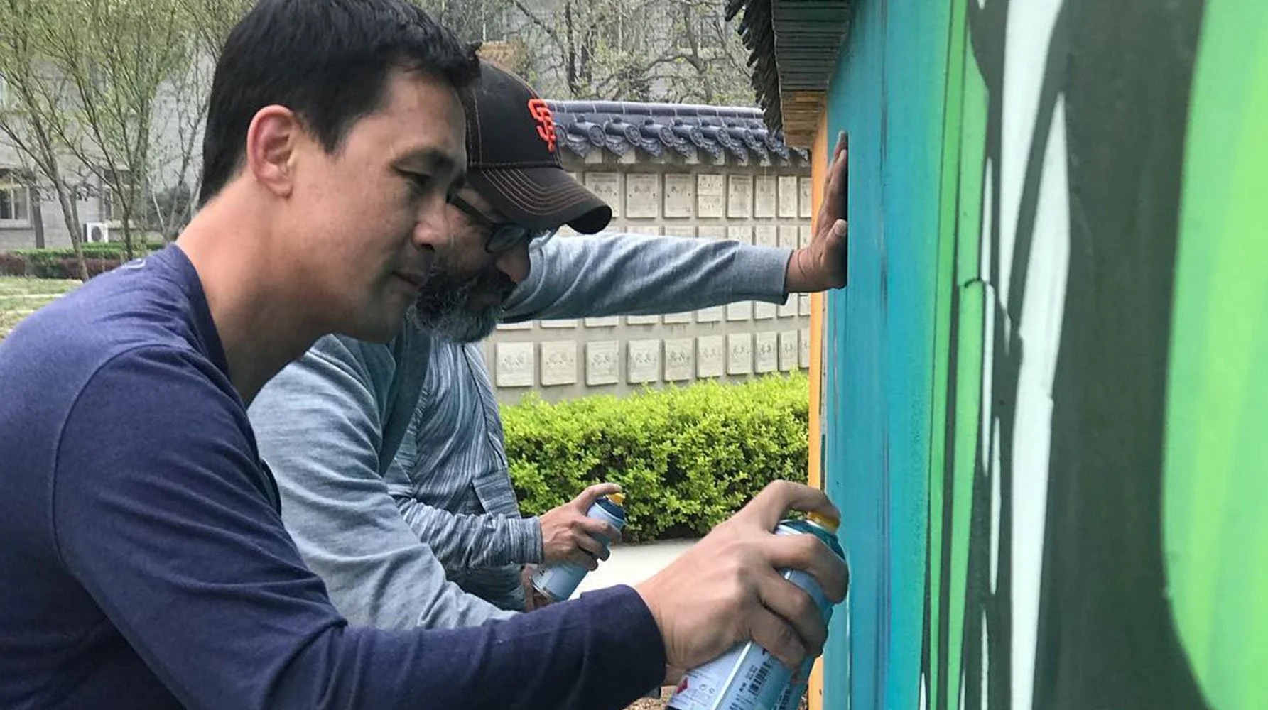 Tianjin-China-Men-Painting-Mural1.jpg