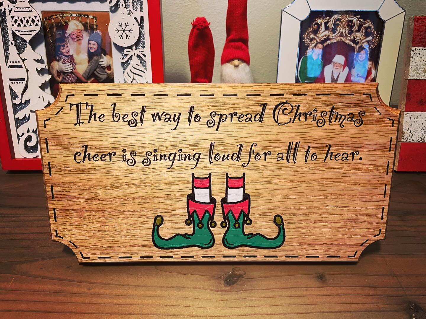 I made a few Xmas pressies this year. This is one I made using the X-Carve. 🎄🎁 &thinsp;
&thinsp;
#xmas #christmas #pressie #handmade #handmadechristmas #inventables #xcarve #cnc #diy #woodworking #buddytheelf #xmasdecor #xmasdecorations