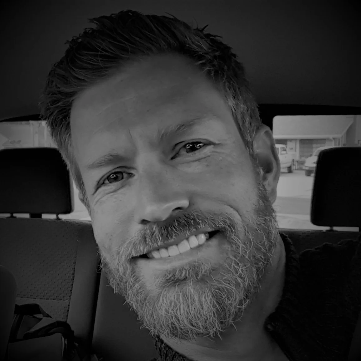 Headshot1.jpg