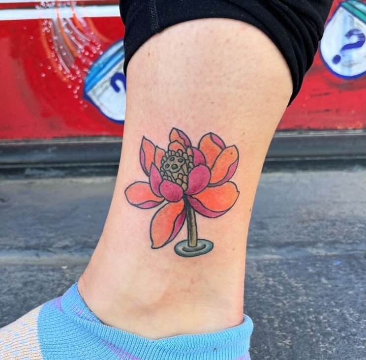 A soft, dainty walk in for thy #tattootueaday by Garrett Hyatt 🌸

For appointments, please DM @garretthyatt92 directly 
#walkinswelcome #garretthyatttattoos 

.
.
.
.
.
.
#lastchancetattoo #lasvegas #lasvegastattooers #lasvegastattooartist #lasvegas