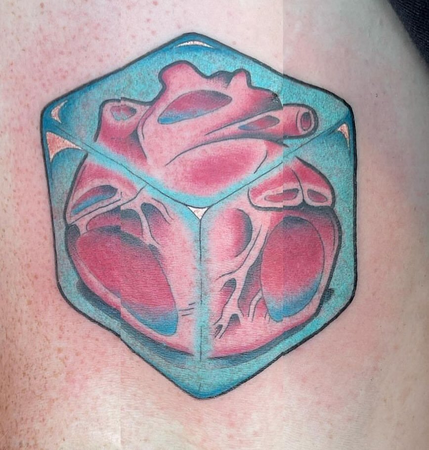 Give me your icy heart shaped box on thy #tattootuesday Tattoo by Goblin &hearts;️🧊

For appointments, please DM @goblindoestattoos directly #walkinswelcome #goblintattoos 

.
.
.
.
.
.
#lastchancetattoo #lasvegas #lasvegastattooers #lasvegastattooa
