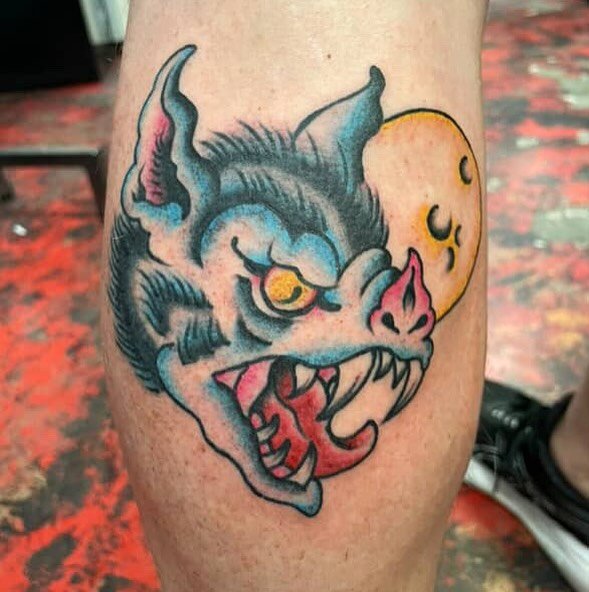 It&rsquo;s a Batty Bat type Saturday with Tanner Paige 🦇 🦇🦇
For appointments, please DM @tattooingbytanner  directly 
#walkinswelcome #tannerpaigetattoos 

.
.
.
.
.
#lastchancetattoo #lasvegas #lasvegastattooers #lasvegastattooartist #lasvegastat