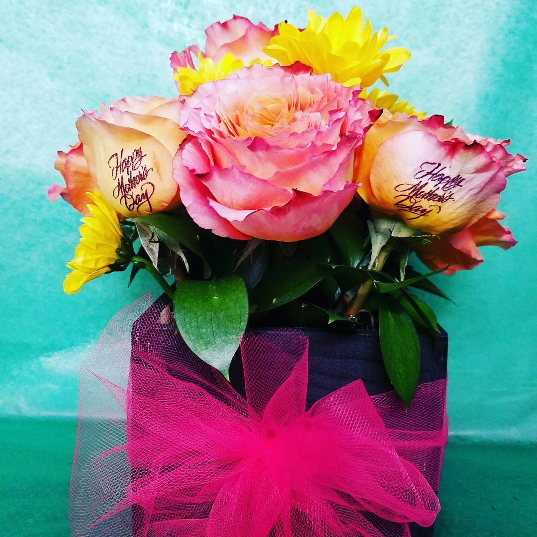 Gallery Bouquet of Flowers Delivery in Spring Hill, KS Talk ta Me