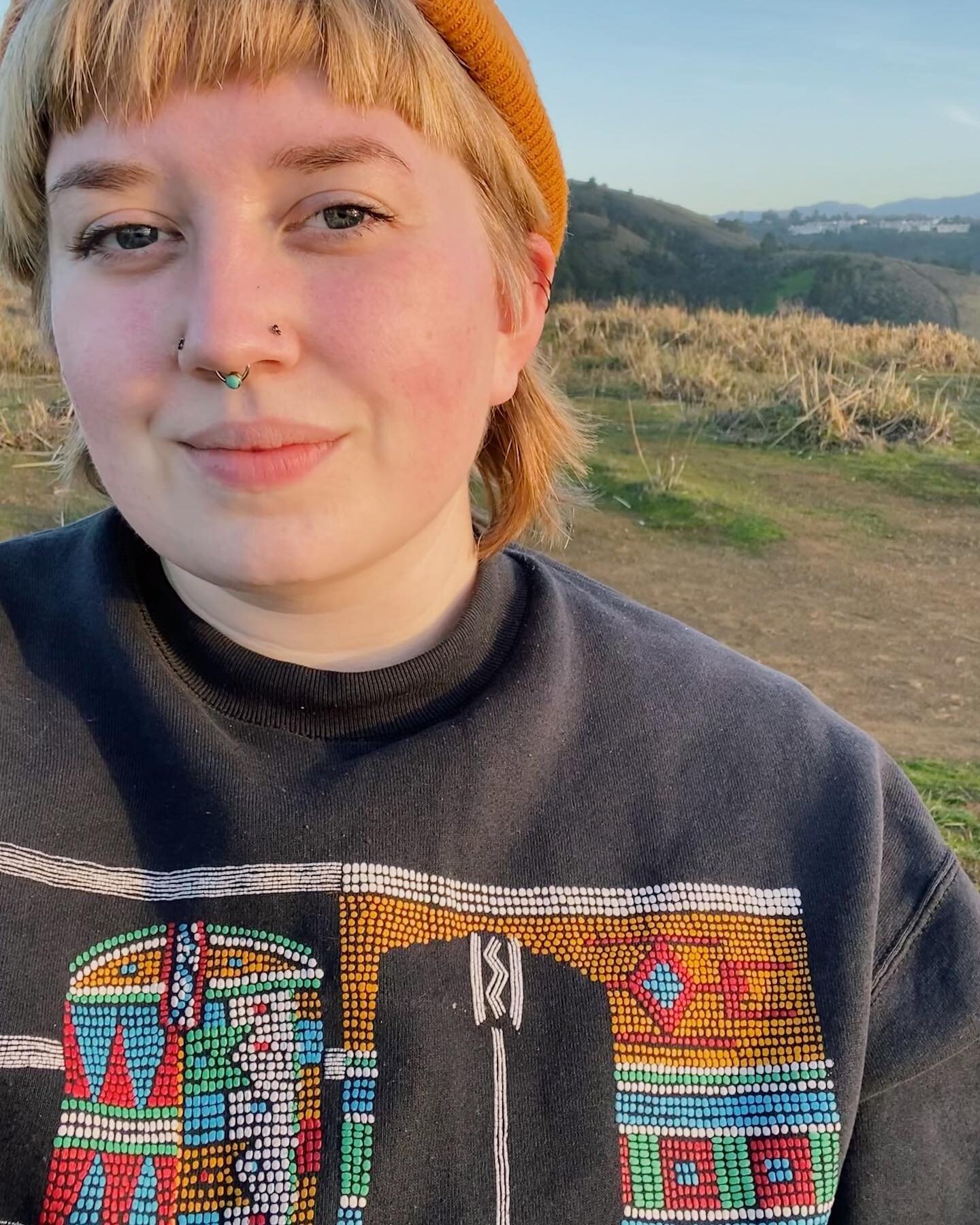 Photos from the sunset hike I took with Aves on Saturday 🌊