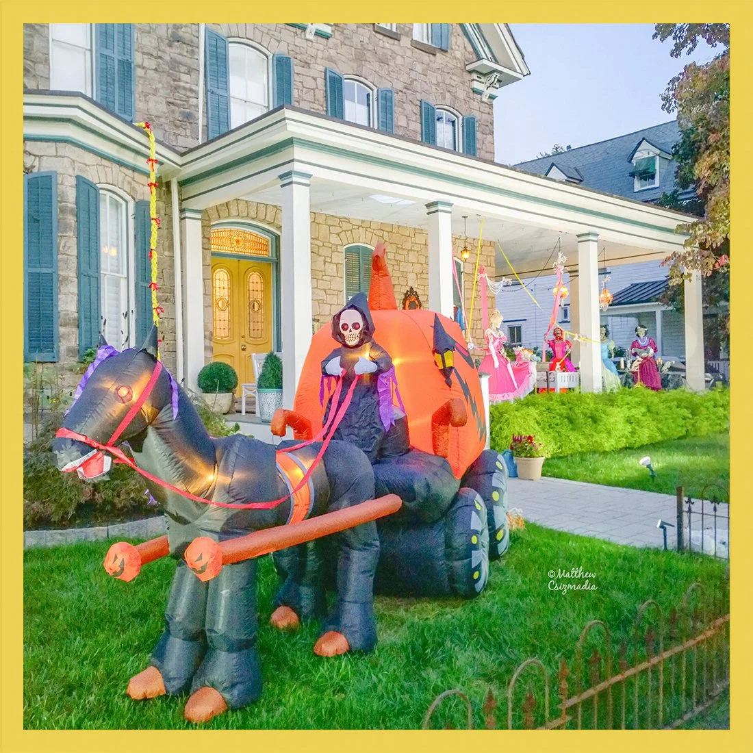 pumpkin-carriage-cinderella-lambertville-halloween-matthew-csizmadia.jpg