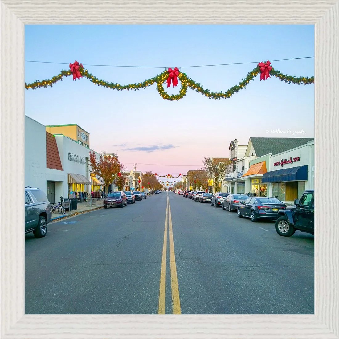 ocean-city-nj-asbury-ave-christmas-wreaths-matthew-csizmadia.jpg