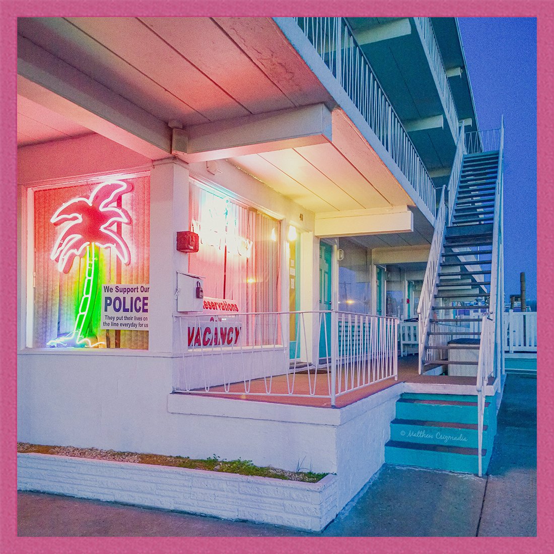 island-breeze-motel-neon-palm-tree-matthew-csizmadia.jpg