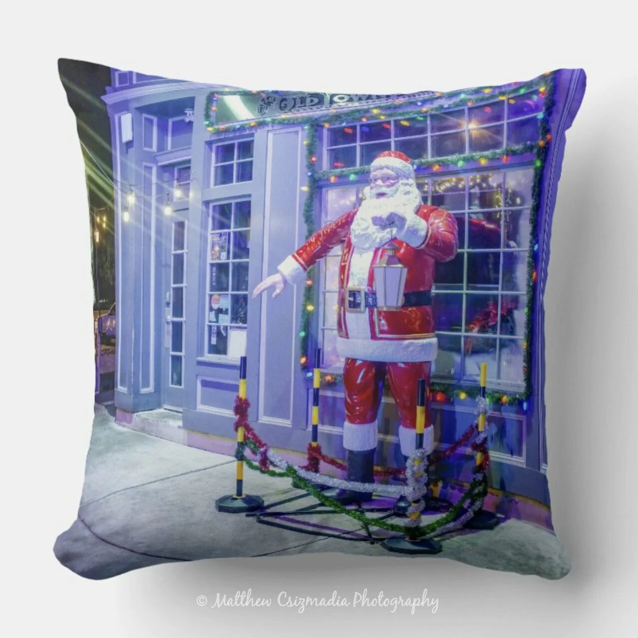 SantaClausOldTownPubBordentownCityThrowPillowWM.jpg