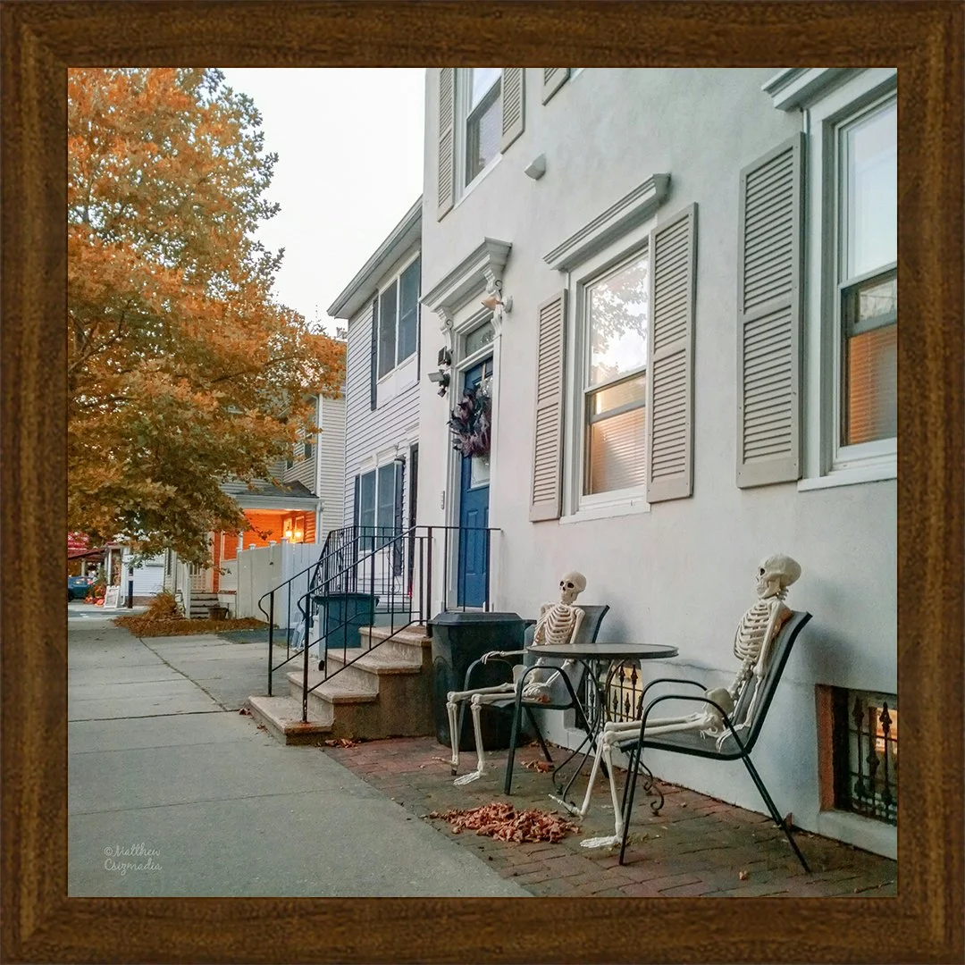 "Skeleton". Table for two...