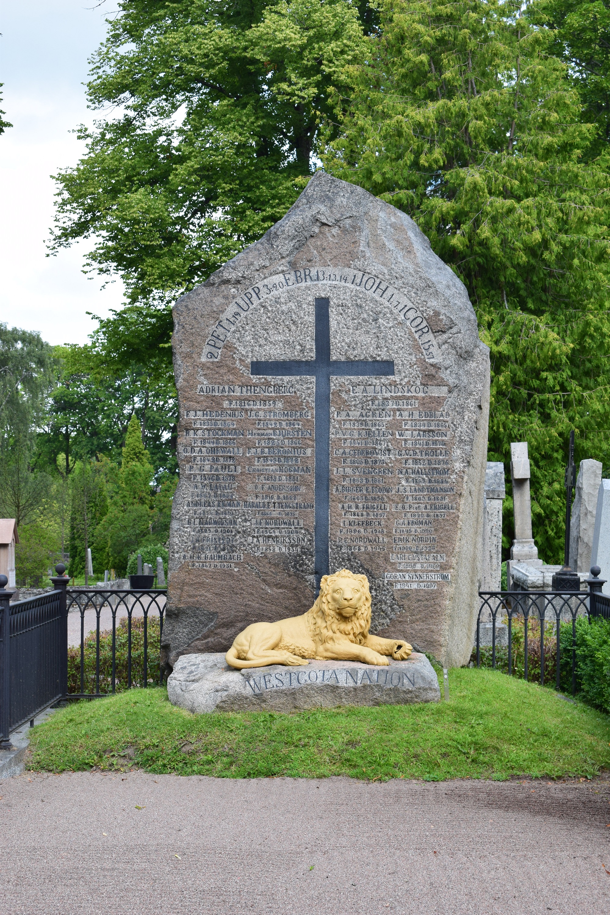 that is a really nice cemetary.jpg