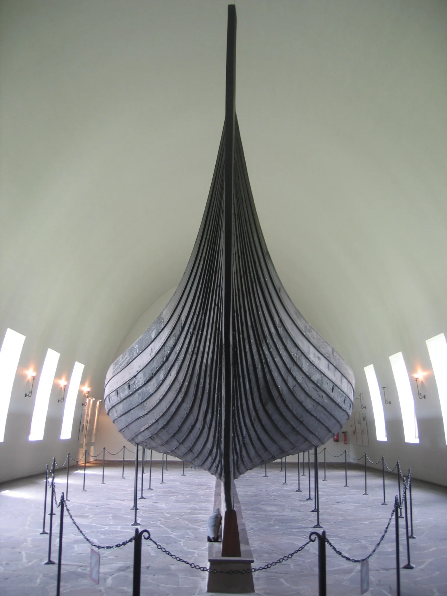 Olav Geirstadaalv’s boat, Gokstadskipet, Vikingskipmuseet, Oslo