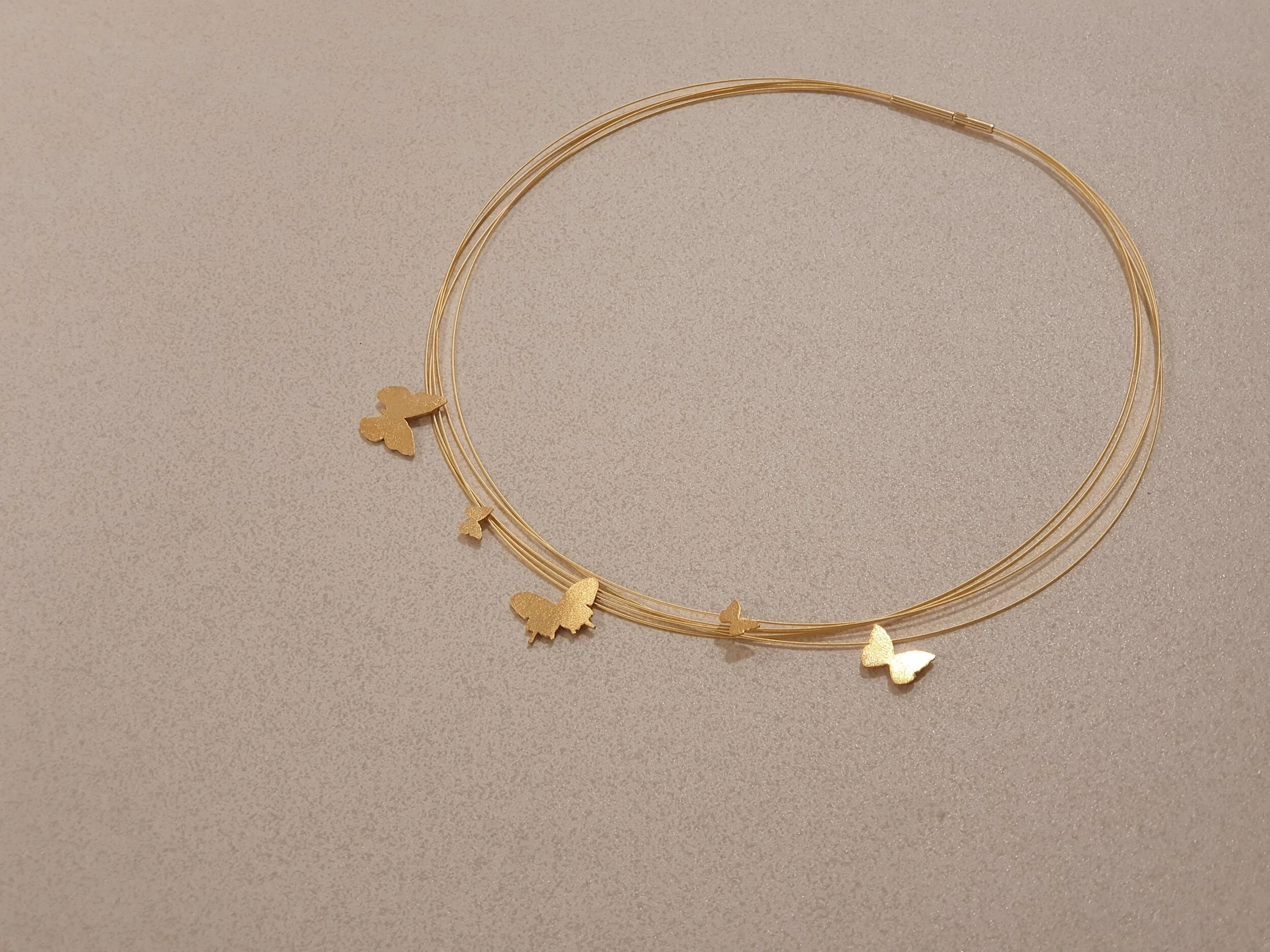 8FFC0EE8-3DF7-45A2-AD87-43C87814F71C