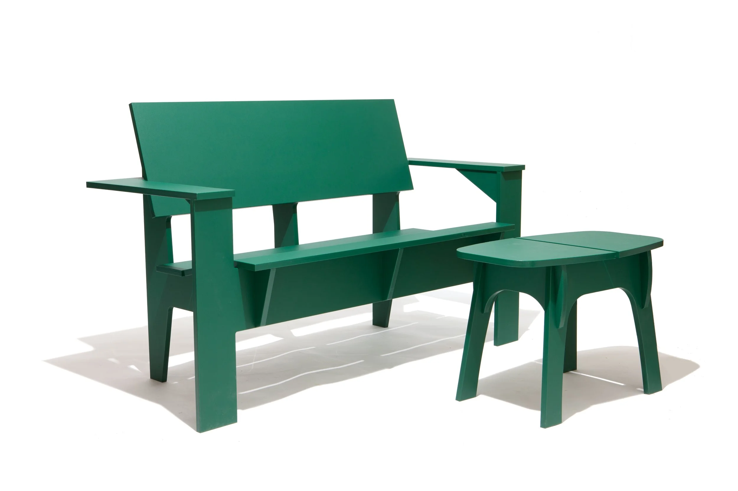 F1.2 Outdoor Universal Loveseat and Side Table